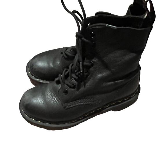 Dr. Martens Women's 1460 Pascal 8 Eye Lace Up Leather Boots Black SZ 6 - Picture 5 of 9